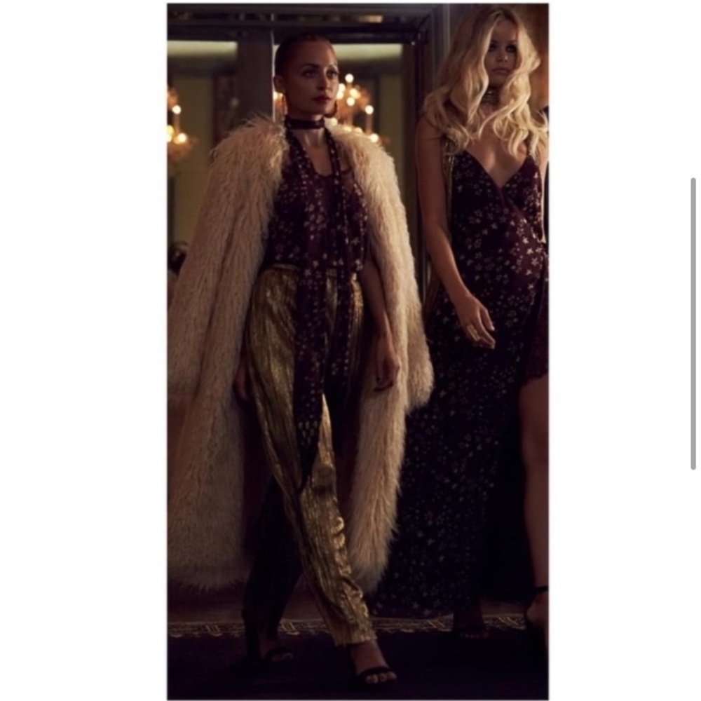 *SOLD* House of Harlow 1960 × Revolve Kate Pants in Gold - Picture 3 of 8